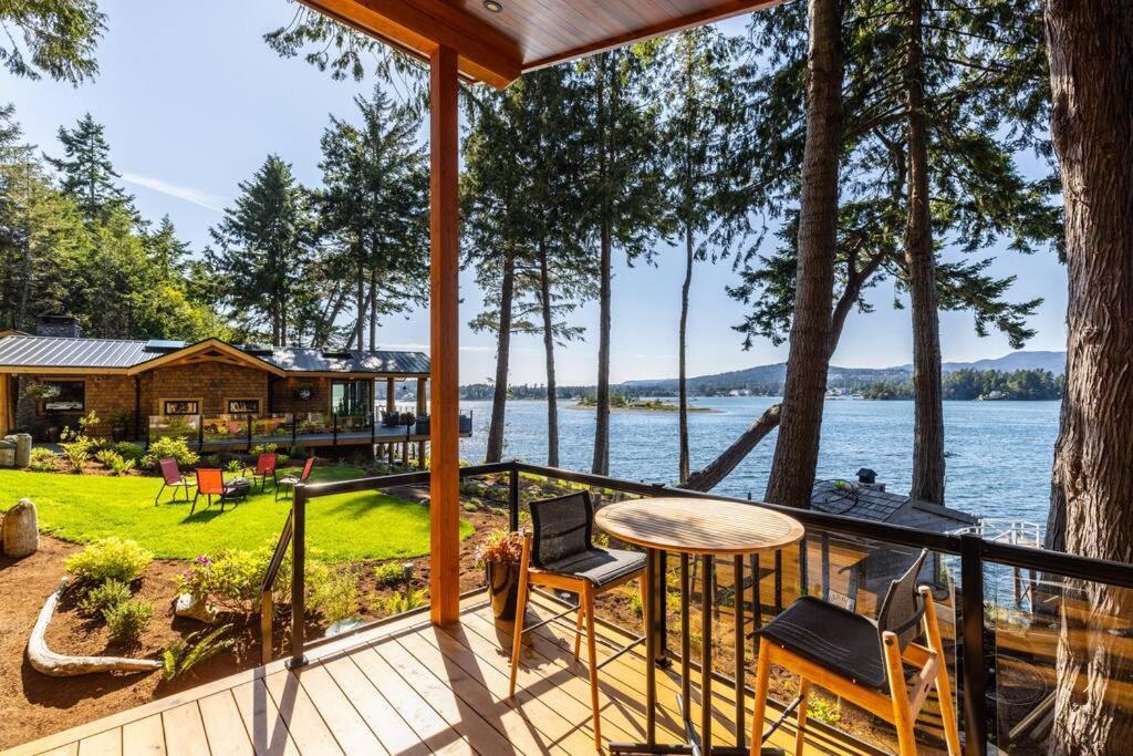 Kingfisher Manor Villa Sooke Exterior photo